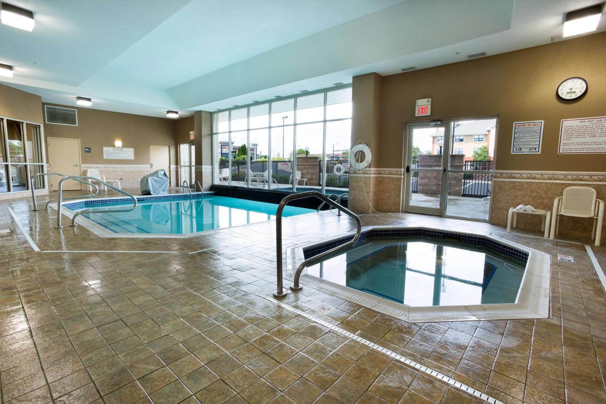 Drury Inn & Suites Dayton North Экстерьер фото