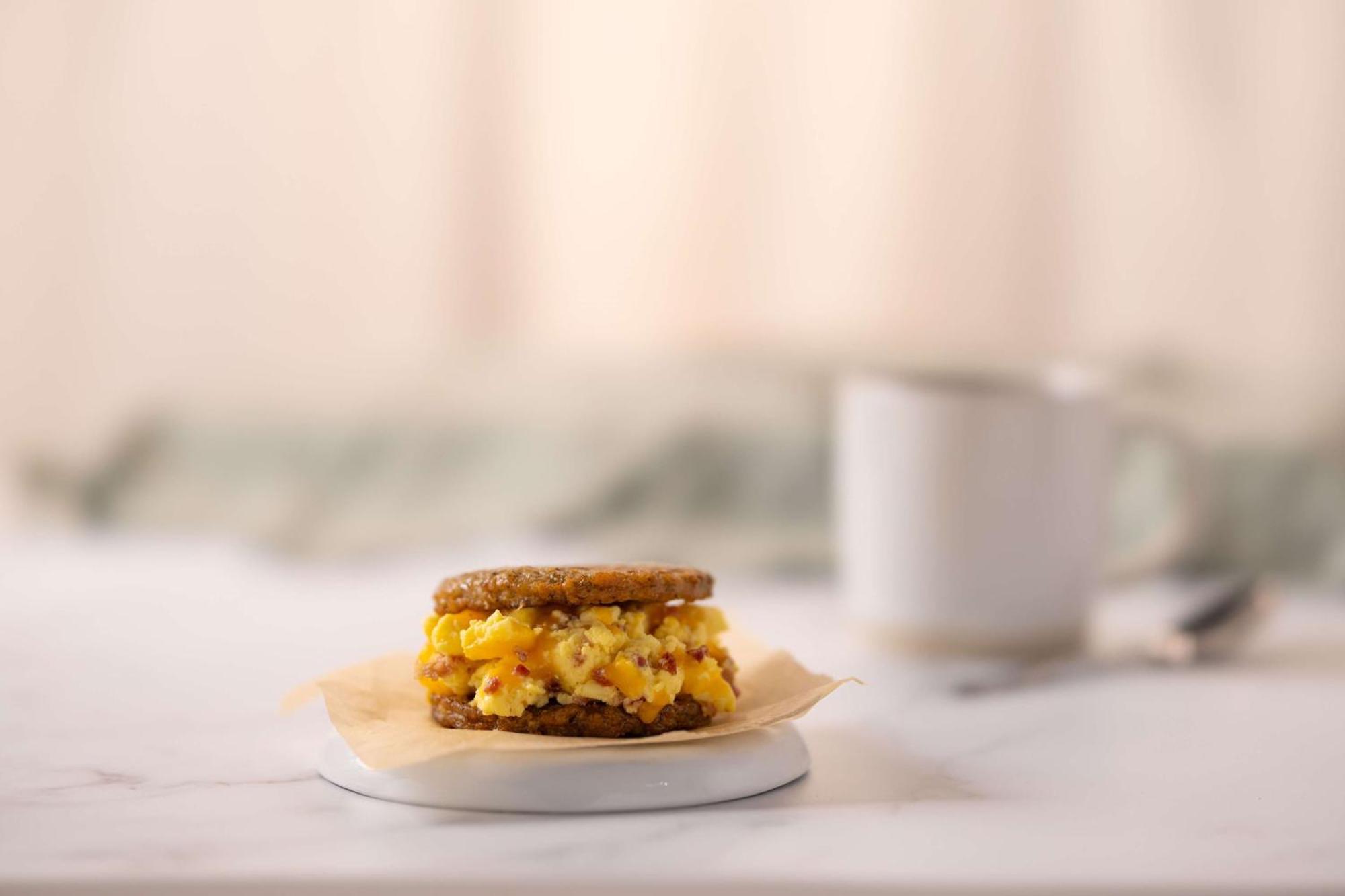 Drury Inn & Suites Dayton North Экстерьер фото