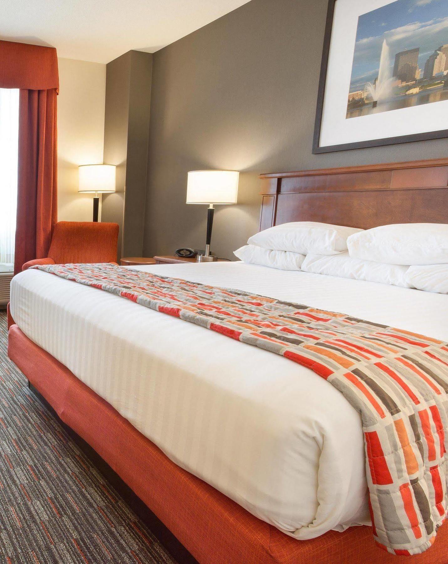Drury Inn & Suites Dayton North Экстерьер фото